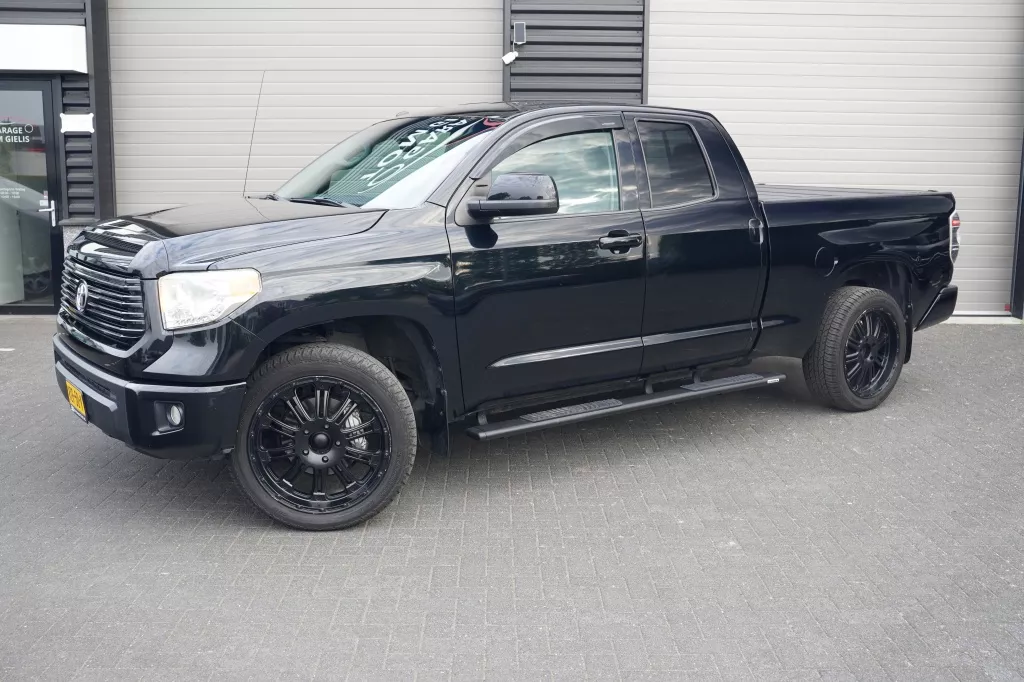 Toyota TUNDRA,5.7 V8 LPG, 4X4, Crui Onbekend