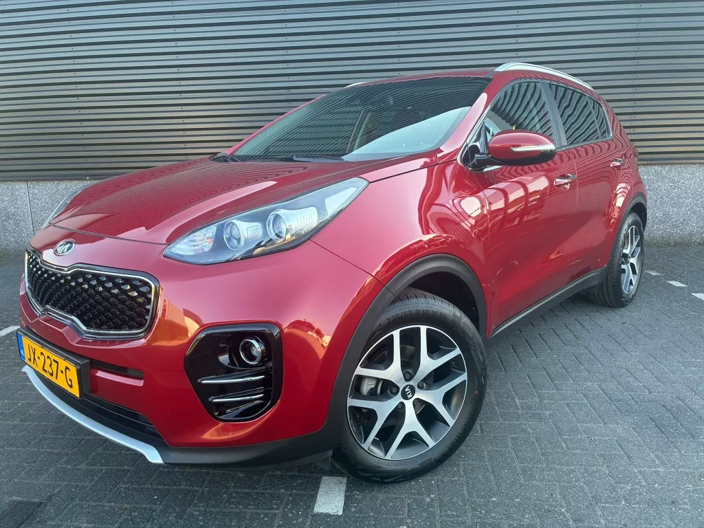 Kia Sportage 1.6 GDI First Ed. metalic, cruise control, camera.