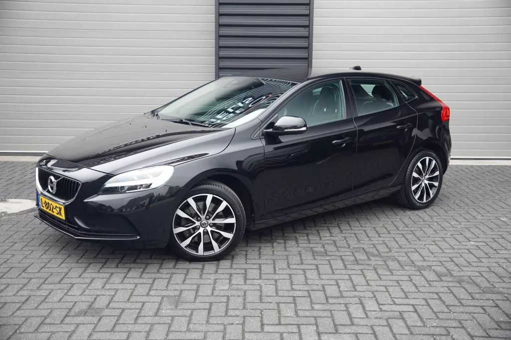 Volvo V40 1.5 T3 R-Design, automaat